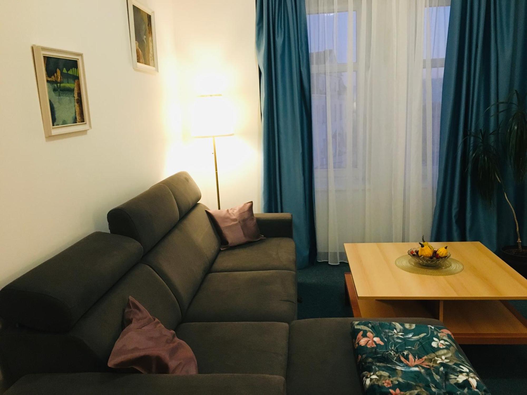 Penzion Hotelu Central Dvur Kralove nad Labem Luaran gambar