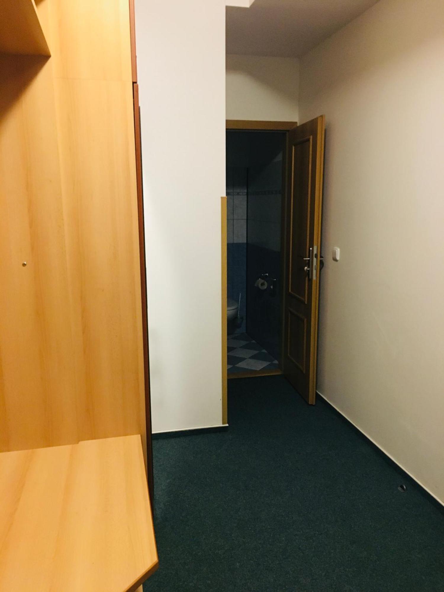 Penzion Hotelu Central Dvur Kralove nad Labem Luaran gambar