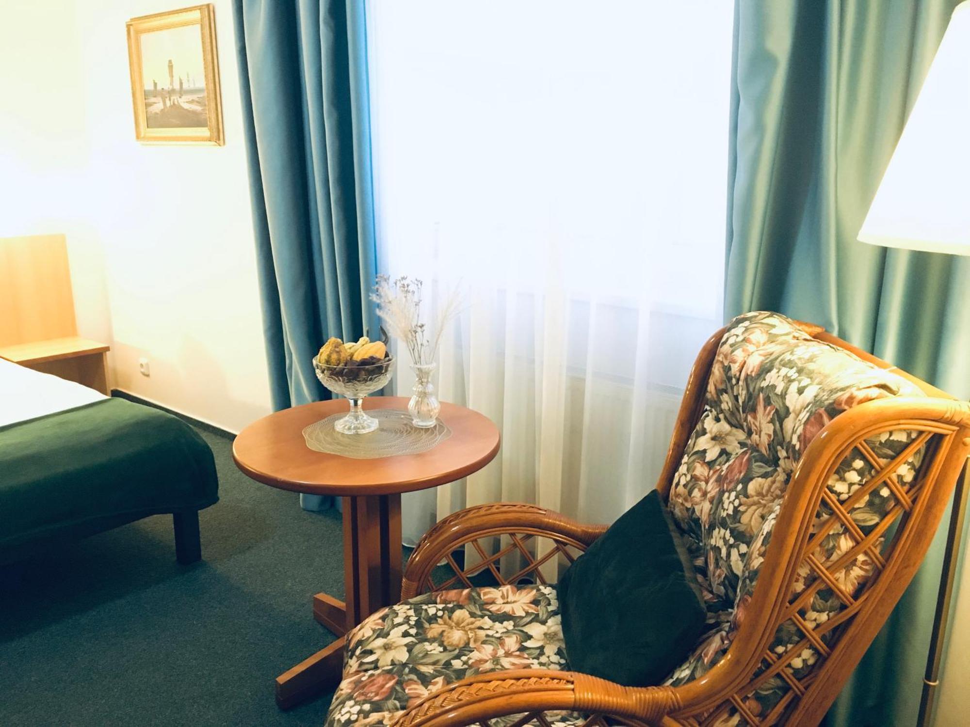 Penzion Hotelu Central Dvur Kralove nad Labem Luaran gambar