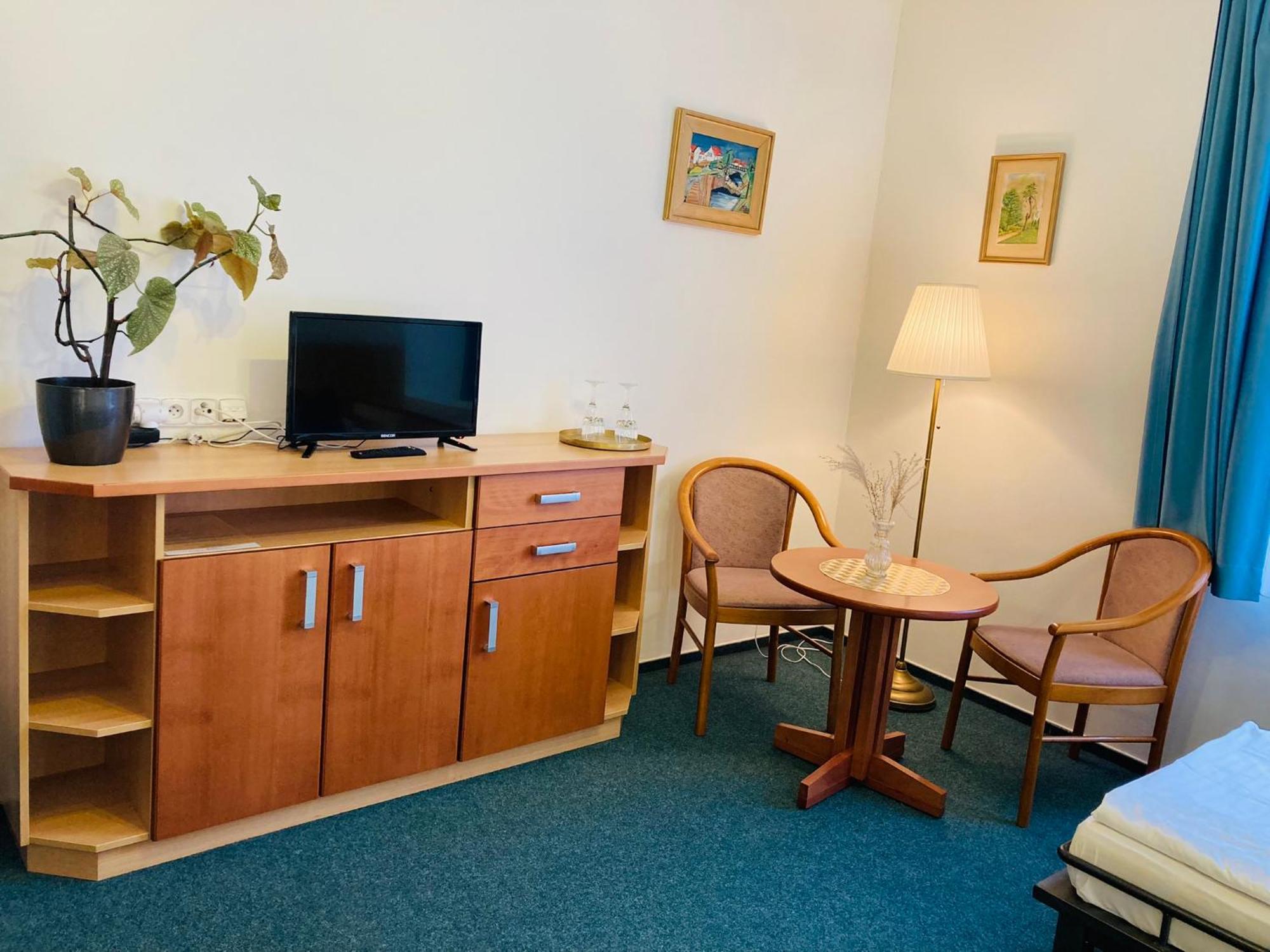 Penzion Hotelu Central Dvur Kralove nad Labem Luaran gambar