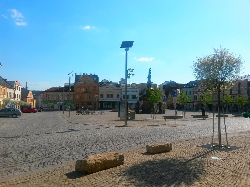 Penzion Hotelu Central Dvur Kralove nad Labem Luaran gambar